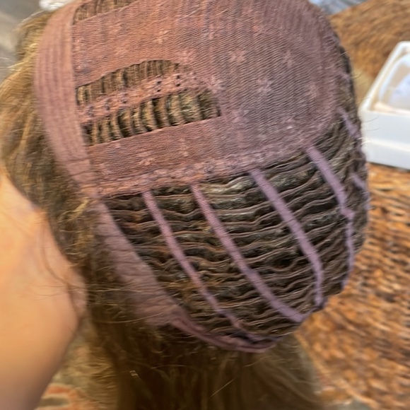 Wigs - Picture 3 of 5